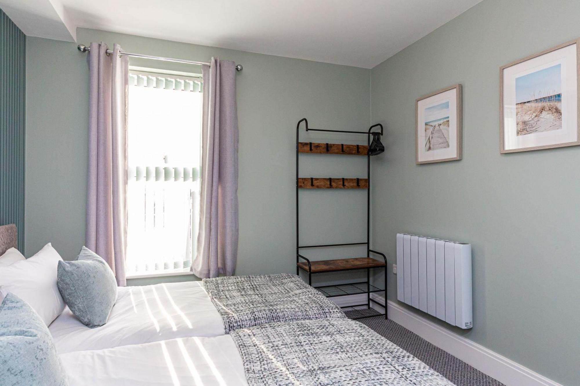 Seafront Apartment - Sleeps 6 - Gateway To The Lake District - Brand New มอร์คัมบ์ ภายนอก รูปภาพ